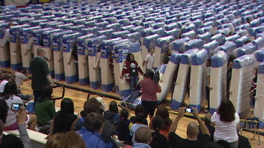 Students make attempt at world record