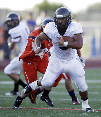 Highland running back Toi Taufa will look to lead the Rams past Box Elder in the opening round of the 4A state tournament. (Ravell Call, Deseret News).