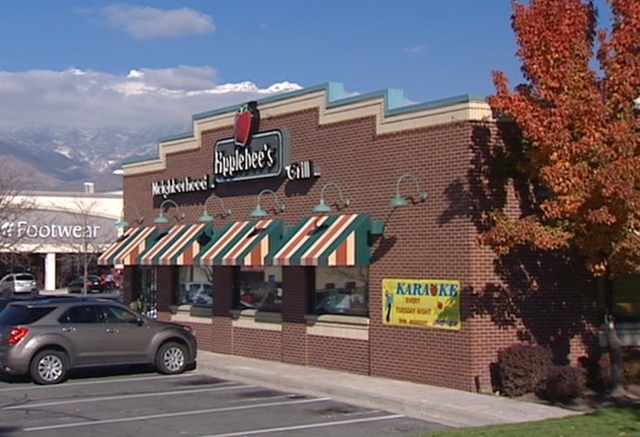 The veteran impersonators were spotted at an Orem Applebee's restaurant, wearing uniforms in order to get free food.
