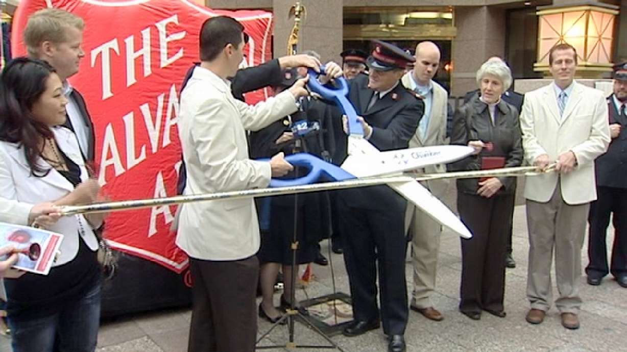 Salvation Army kicks off its Red Kettle Campaign