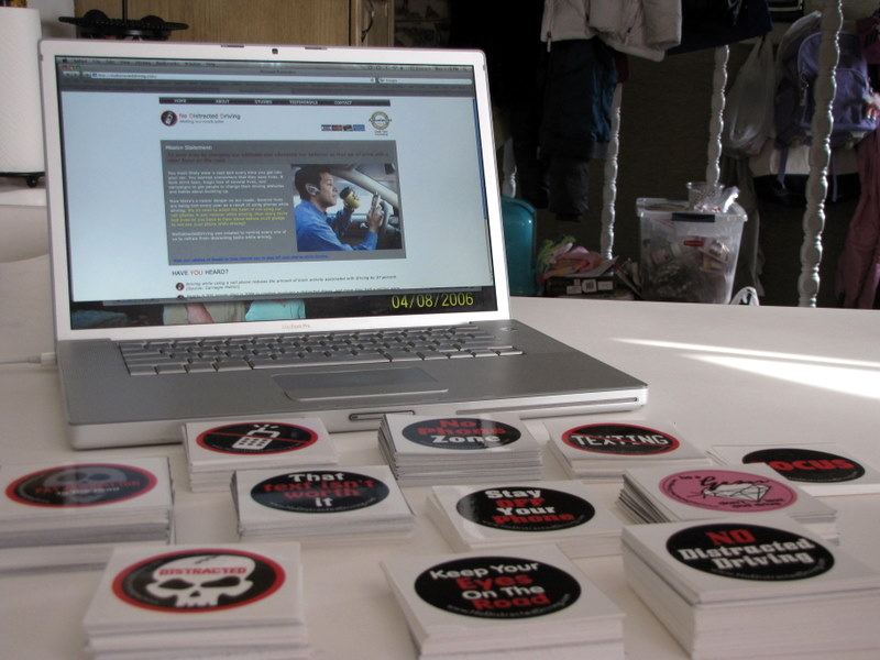 Woman hopes stickers will reduce distracted driving