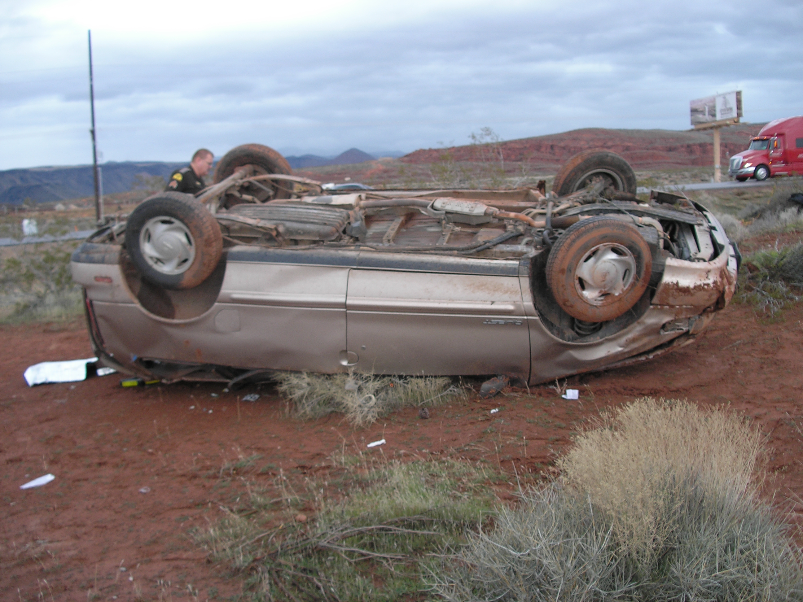 Man killed in rollover near St. George
