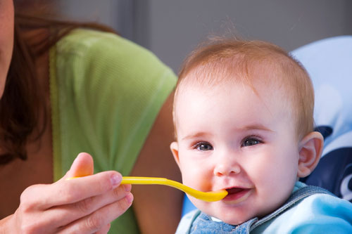 Study finds link between obesity and timing of starting solid food
