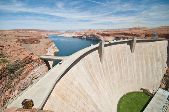 New manager named to oversee hydroelectric dams