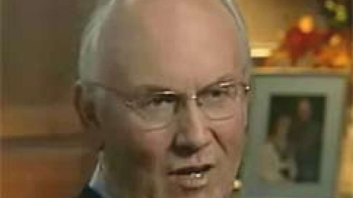 Sen. Craig Defends Himself in Media Interviews