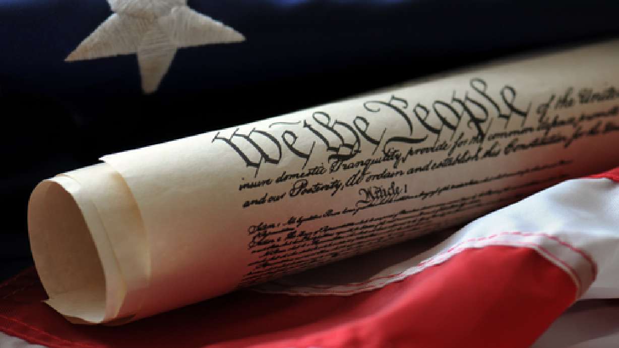 Lawmakers limit Constitutional Review Commission powers