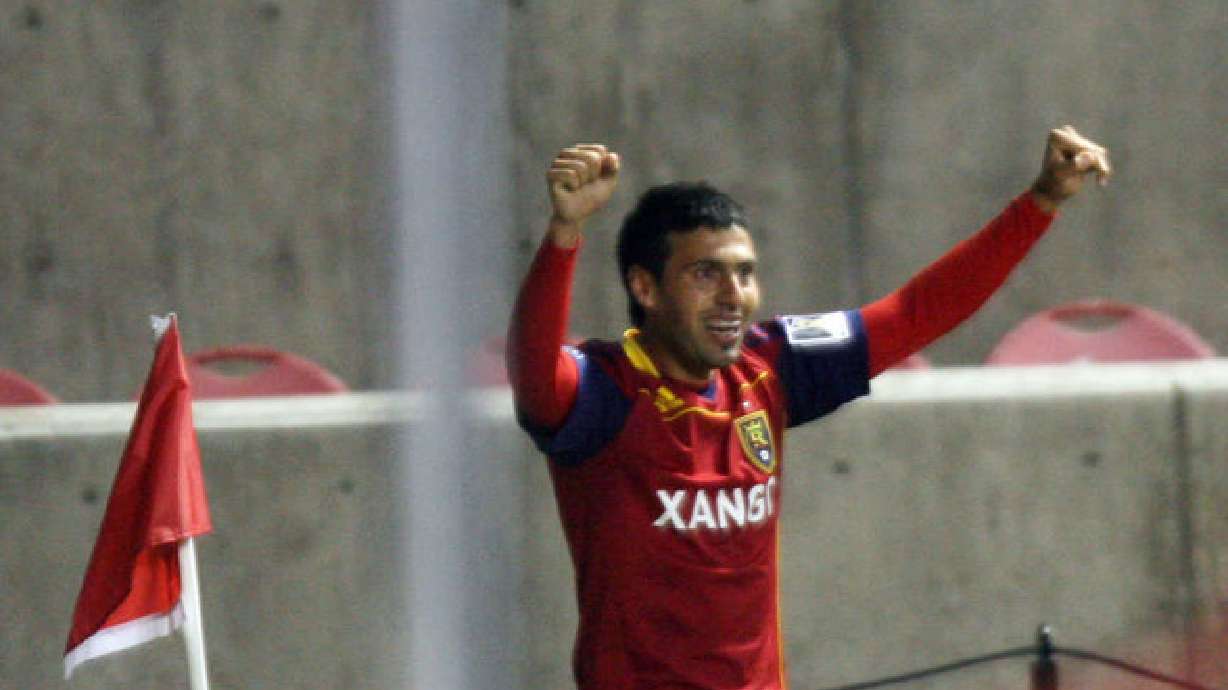 Real Salt Lake: Playmaker Morales signs new contract in time for preseason camps