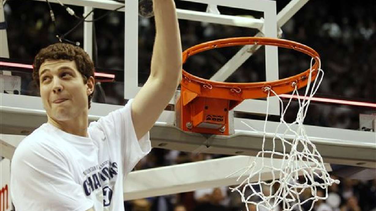 BYU's Jimmer Fredette is AP player of the year