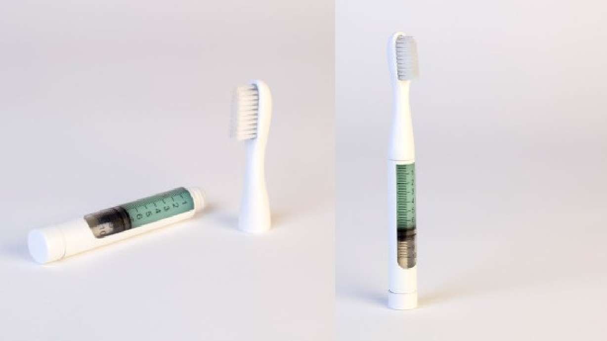 Twist&Brush, A Kind of Reverse, Toothpaste-Filled Fountain Pen for Teeth