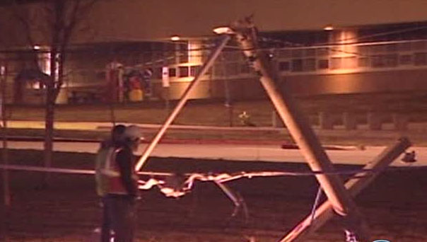 Driver dies in rollover accident