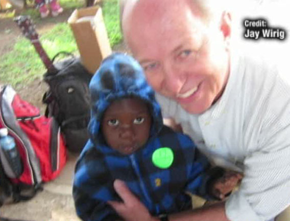 Operation Smile volunteers help children in Kenya