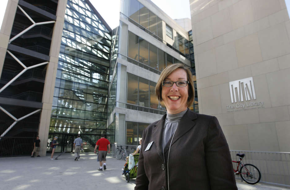 S.L. library director to keep job for at least a year