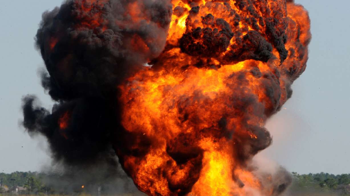 The anatomy of an explosion