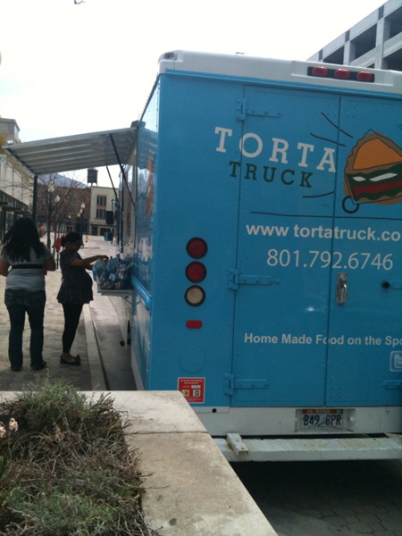 Food trucks like new rule, upcoming TV competition