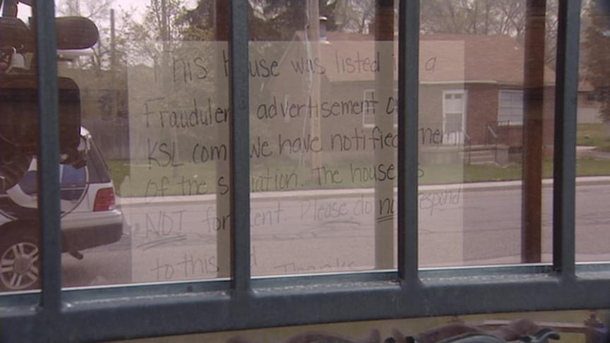 Jennifer Adderly resorted to posting a sign on the door, telling hopeful renters the ad for the house was a scam.