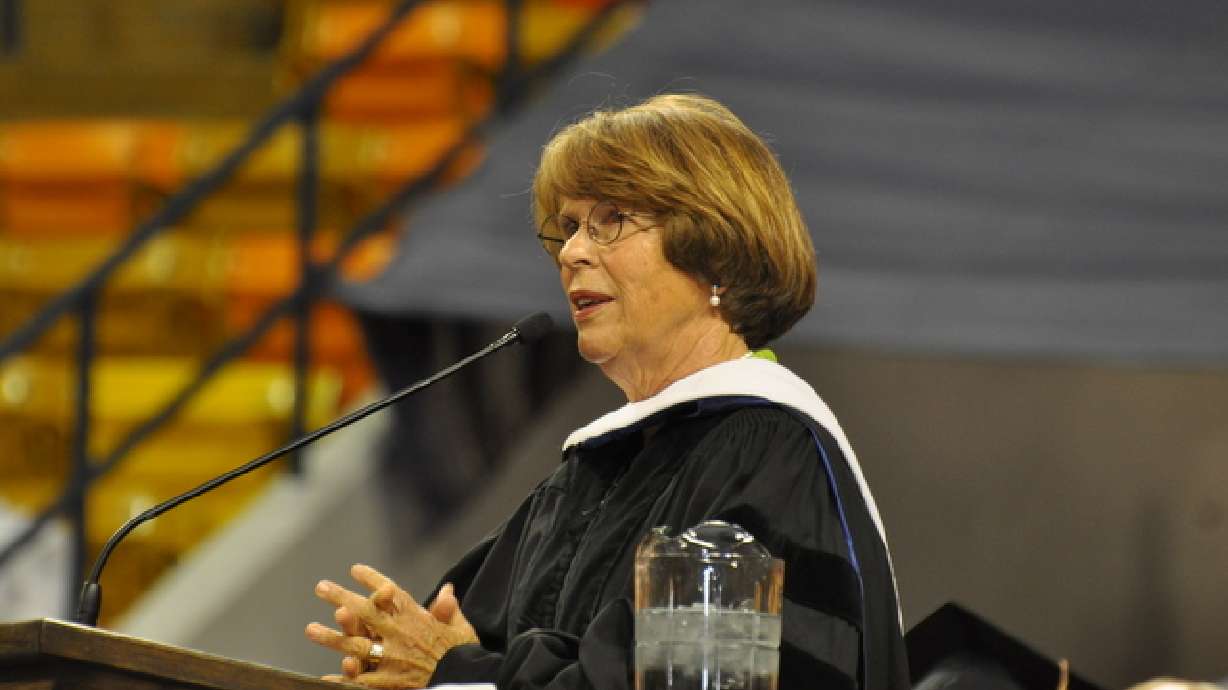 Huntsmans urge strong work ethic to USU business school grads