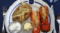 This Is the Delicious Breakfast That Shuttle Astronauts Had Today [Food]