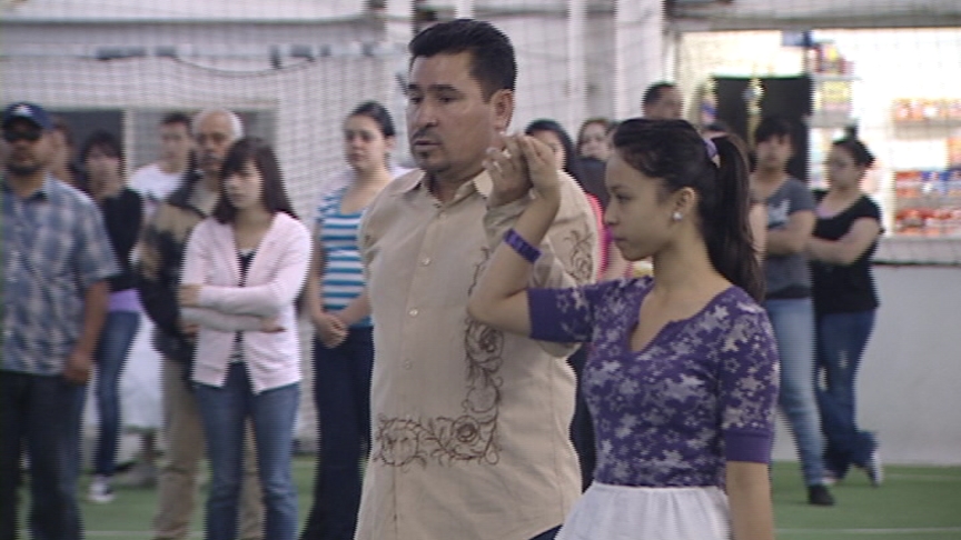 Program gives girls Quinceanera, confidence and direction