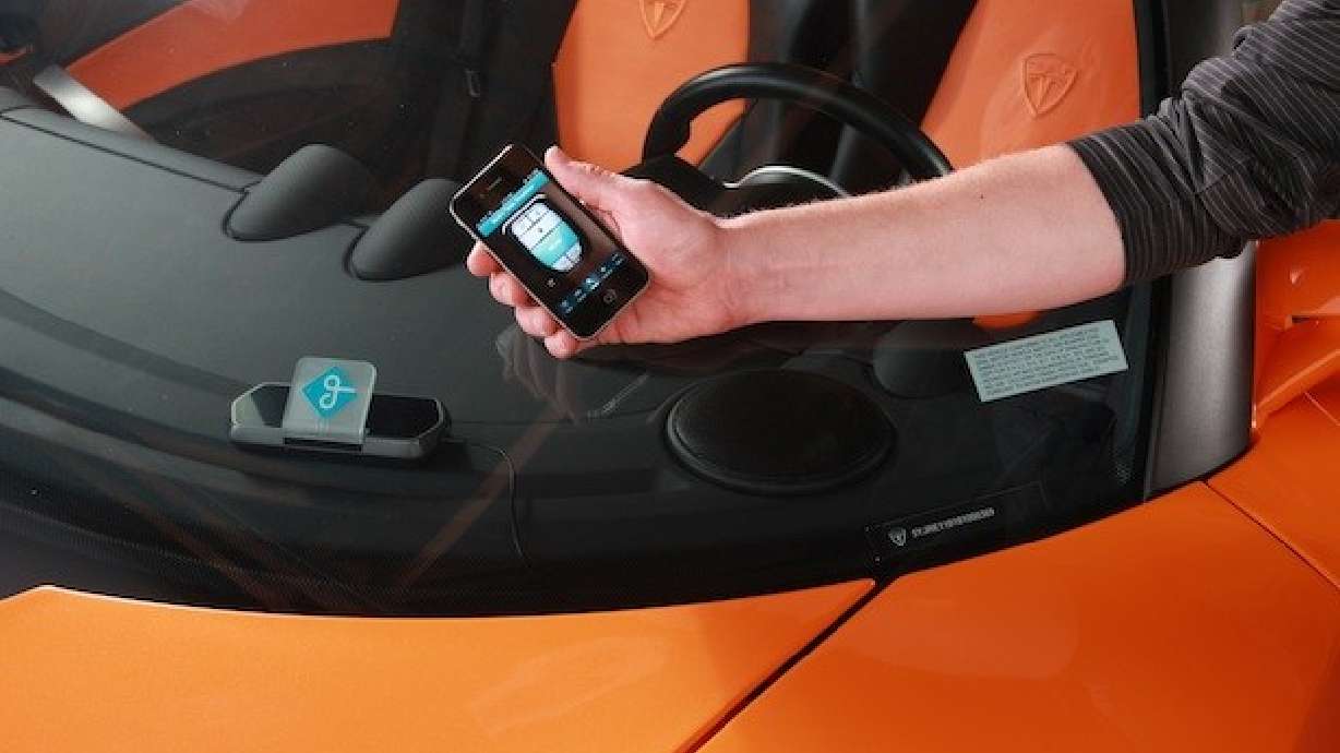 Getaround car sharing service goes live, rent out your ride with an iPhone app and car kit