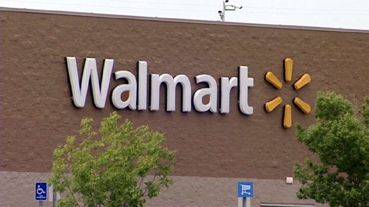 Tongan Crip Gang member pleads guilty to Walmart robbery