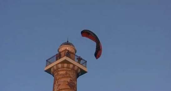 Schanze's jump from the Astoria Column was posted on YouTube.