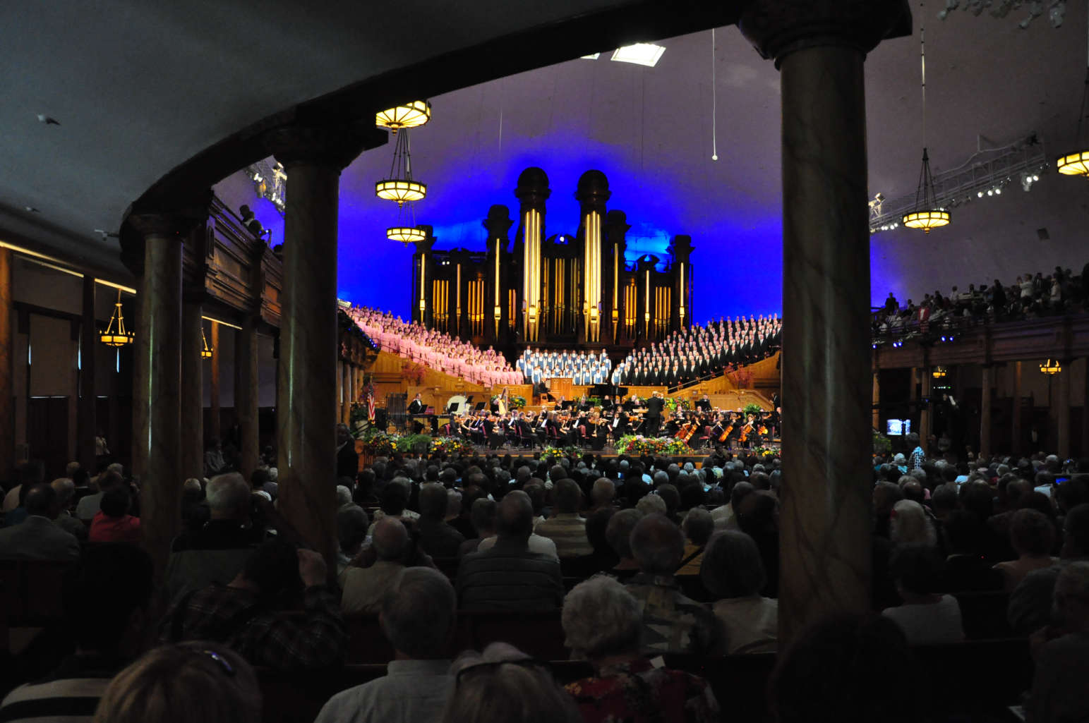 New Mormon Tabernacle Choir album No. 1