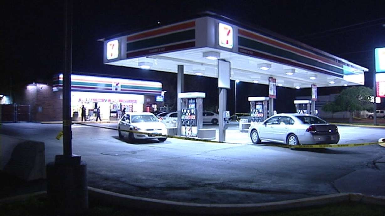 Robber of Salt Lake 7-Eleven still at large