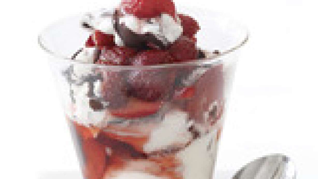 Berry-Chocolate Fools