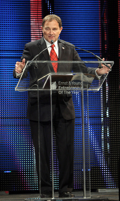 Entrepreneurs honored at black-tie gala