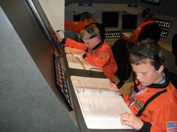 Utah kids learn space skills at Astrocamp 