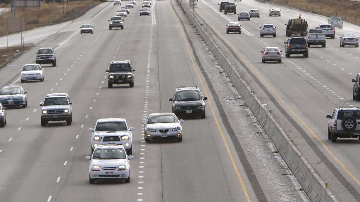 Clean fuel vehicle license plates no longer granted access to HOV lanes