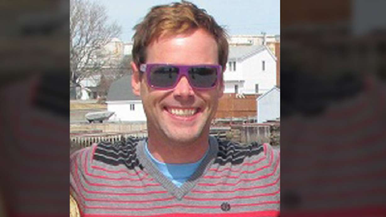 Family searching for missing Moab skydiving instructor