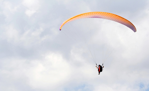 Paragliders end search for missing skydiver