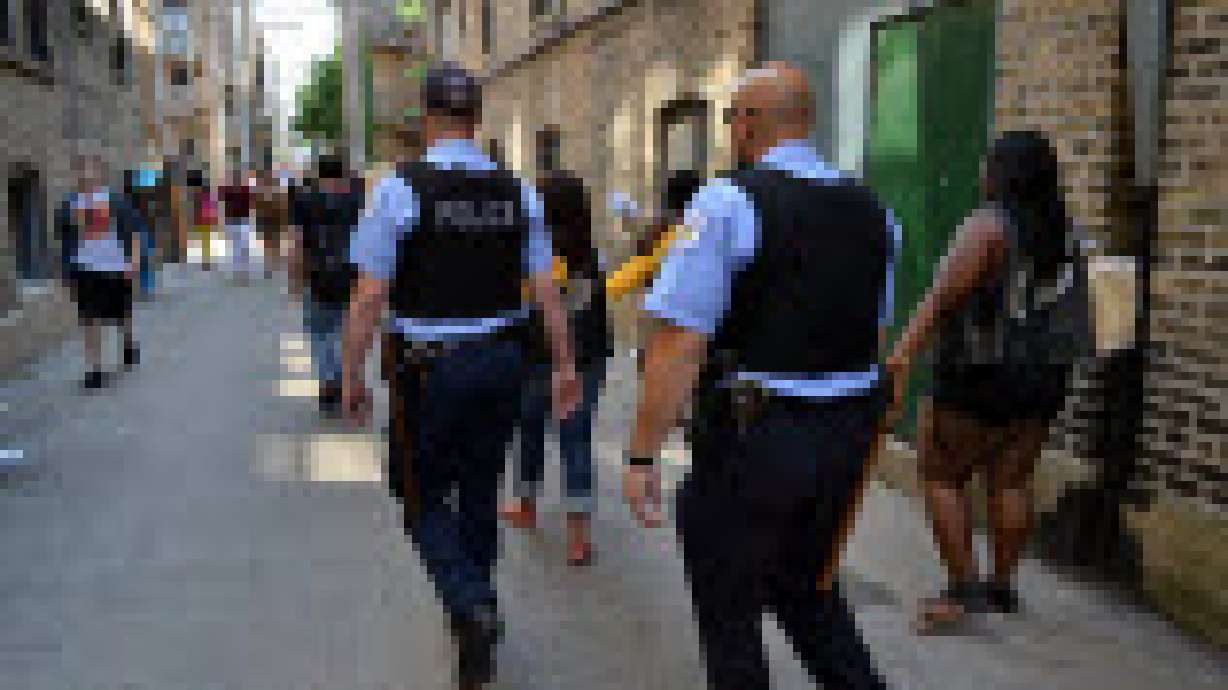 Cops Use Facebook To Track Down Criminals