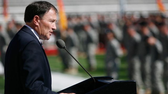 Gov. Herbert visits Utah troops in Iraq