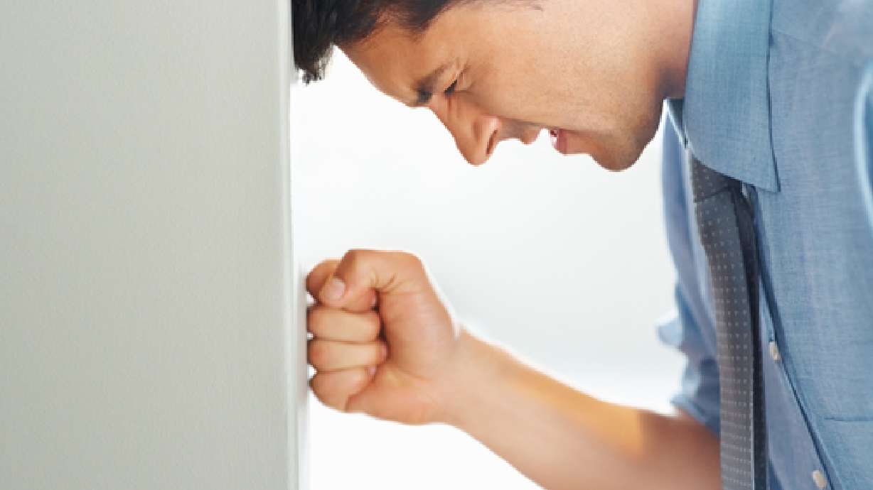 LIFEadvice: Banging your head against a wall burns 150 calories an hour