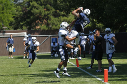 Cody Hoffman climbs the ladder for the score.