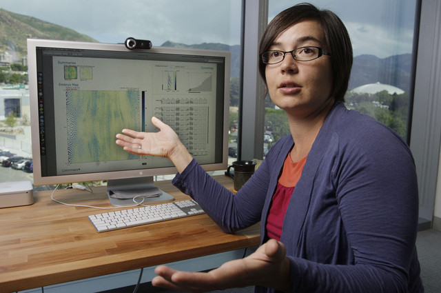 Local professor helps scientists see their work in a different way