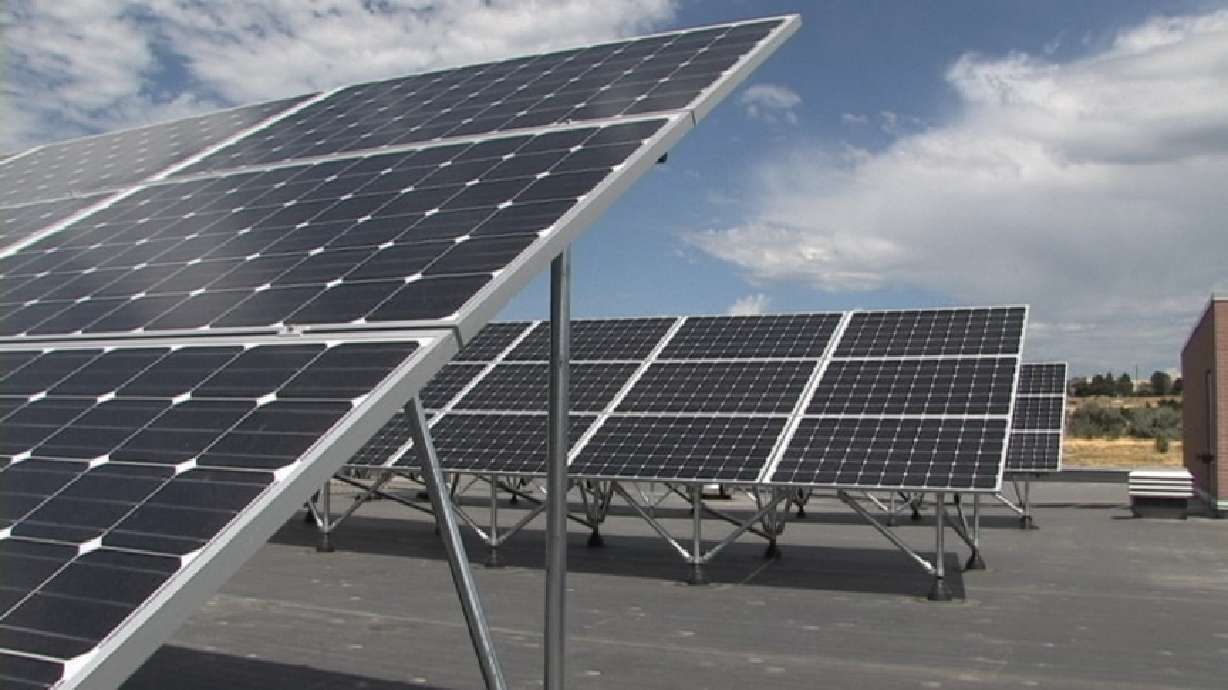 Salazar releases 'roadmap' for solar energy in Utah
