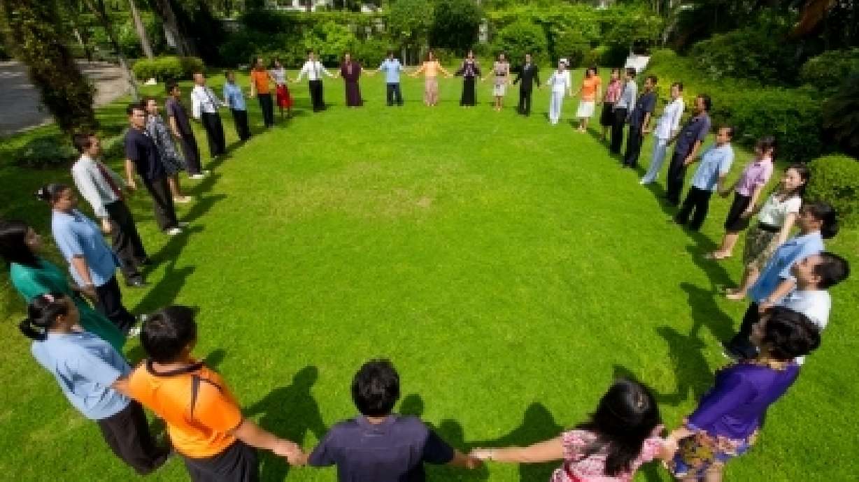 LDS and single? Author shares 6 helpful tips