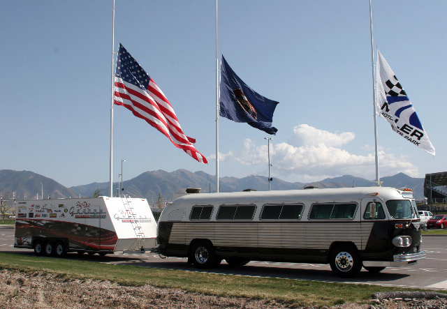 Jay Leno's Big Dog Garage Racing Team to compete in Bonneville Vintage Grand Prix