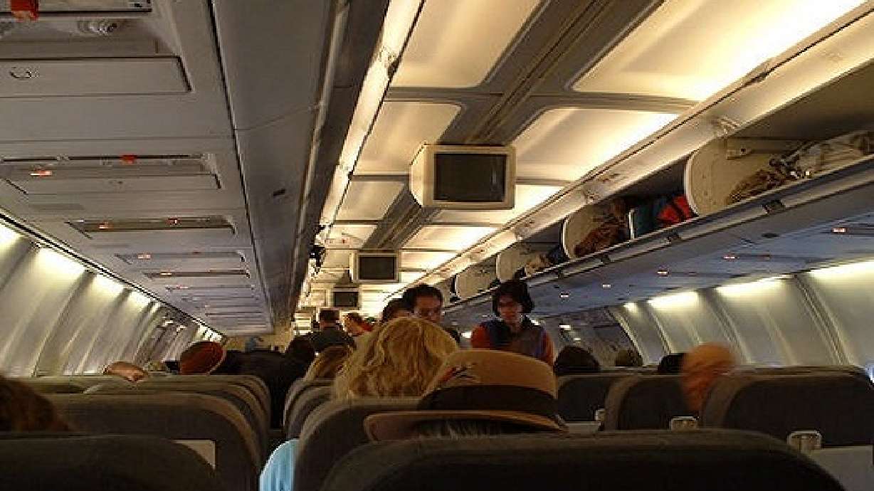 Optimized Method To Board Planes Cuts Waiting Time In Half