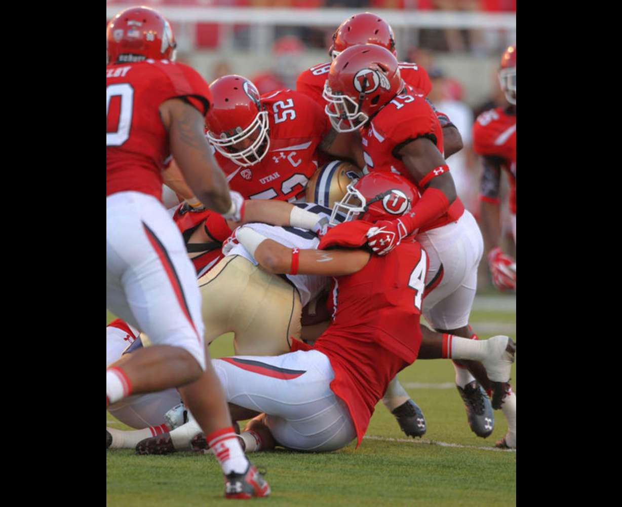 Utah's defense ranked among the top three in
every statistical category in the Pac-12. (AP
Photo)