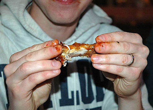 Top 5 foods to avoid while gaming