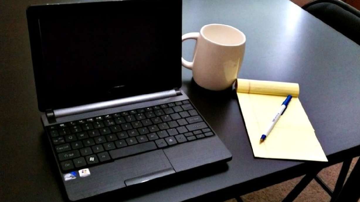 How to stay safe while shopping online