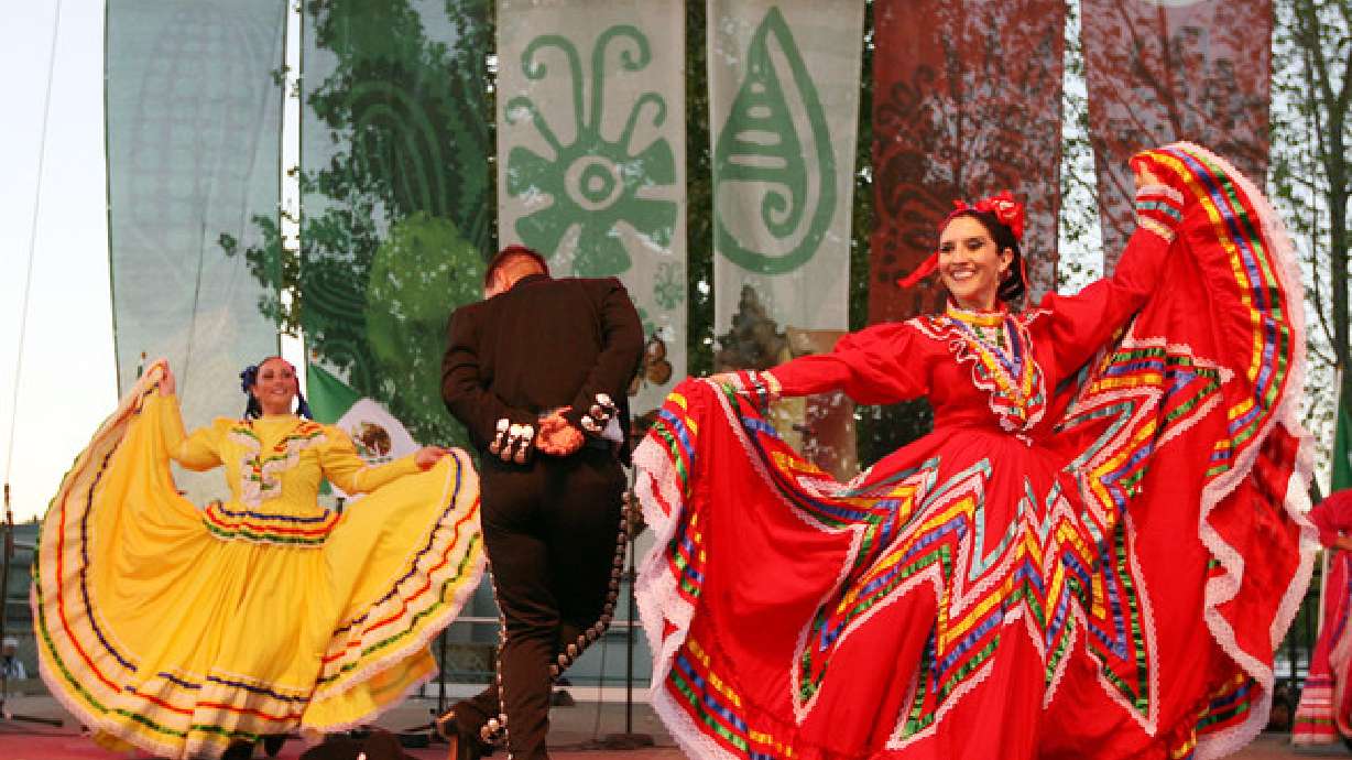 Fiesta Mexicana fetes Mexico's independence in the melting pot of the Utah State Fair