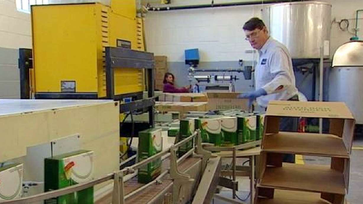 Legislature lauds Mormon church's welfare system