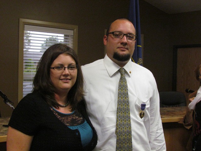 Aurora man receives Purple Heart for service in Iraq