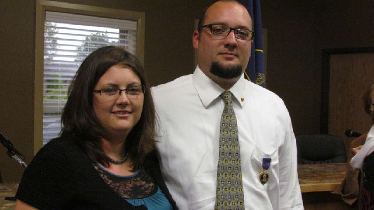 Aurora man receives Purple Heart for service in Iraq