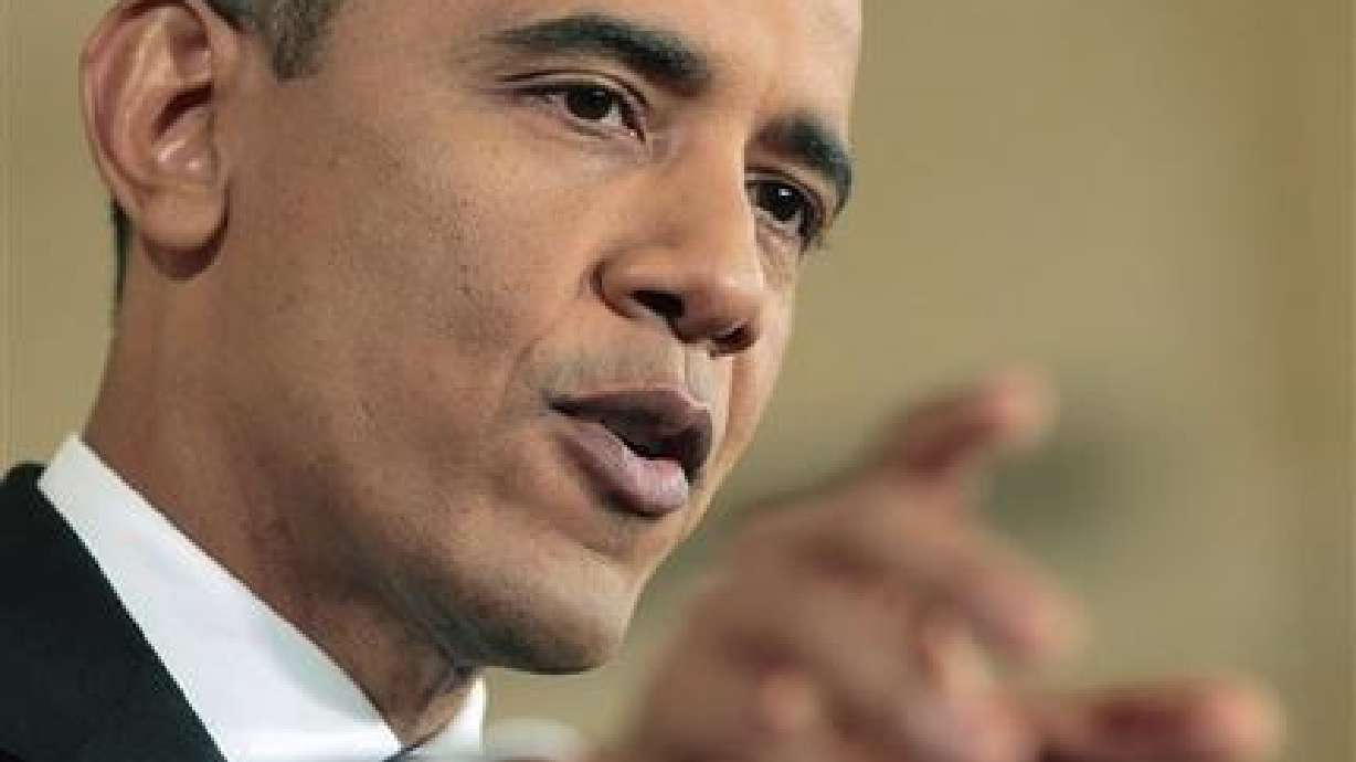 Obama's singing leads to Idol invite